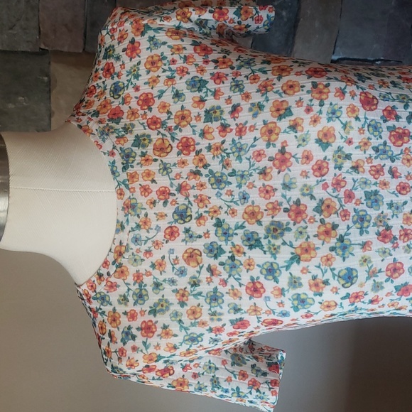 Zara light weight flower dress - Picture 2 of 8